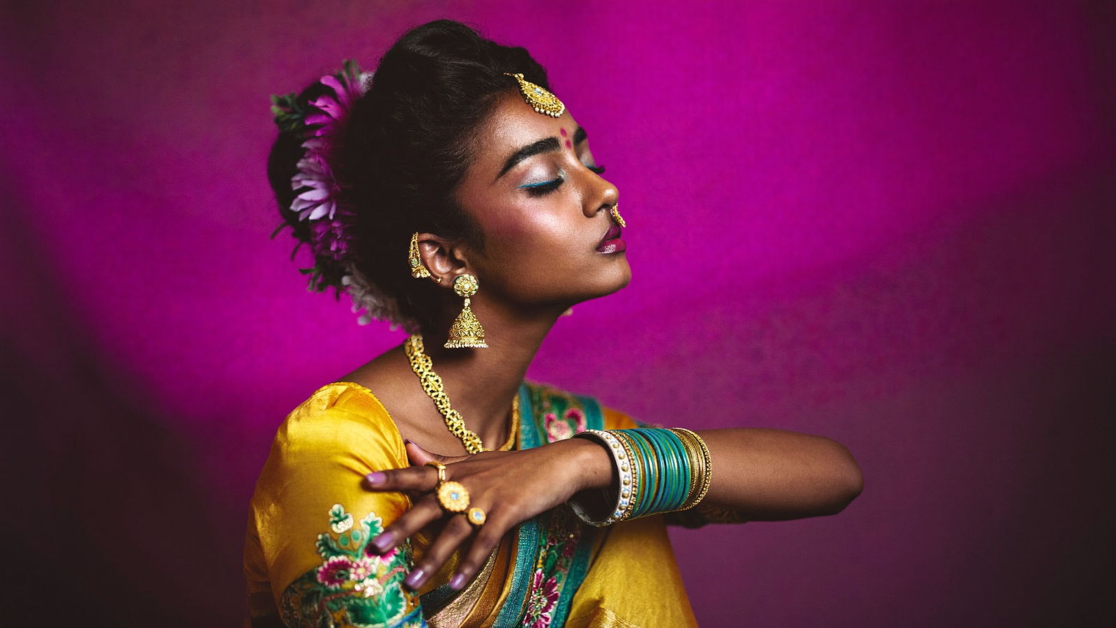 Summer wedding bridal makeup that lasts in heat